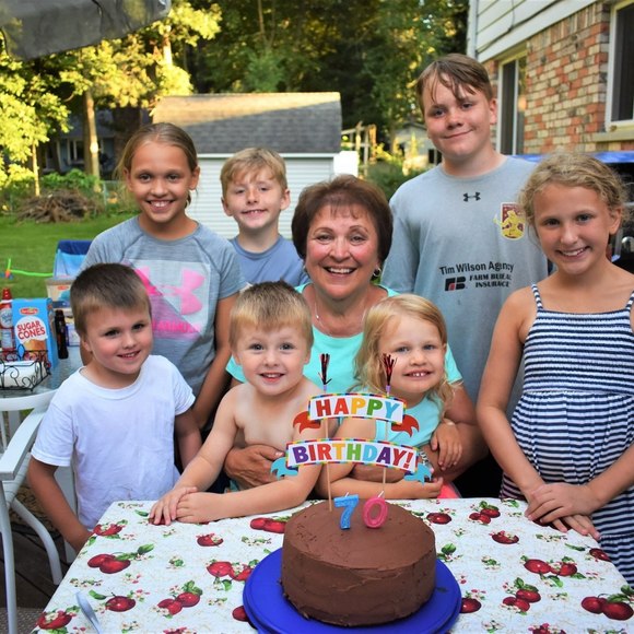 Meet your Posher, Ruth - Picture 1 of 1